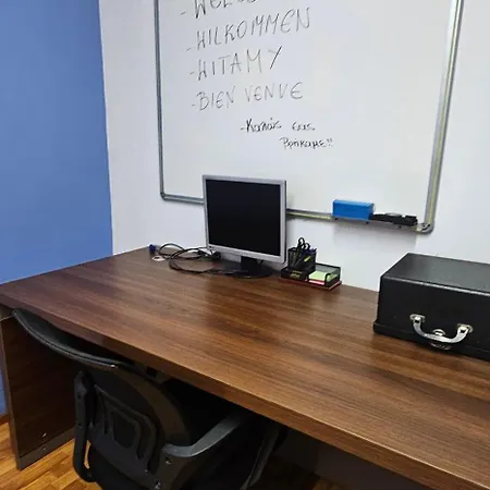 B2b Apartment